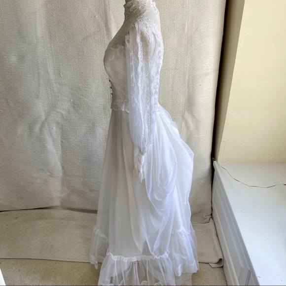 Vintage 70s 2/4 Boho Prairie Lace Wedding Dress - Picture 5 of 8